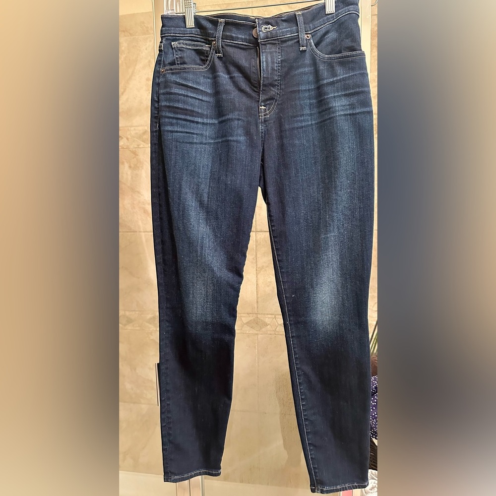 Lucky Brand mid rise skinny Ava, size 10